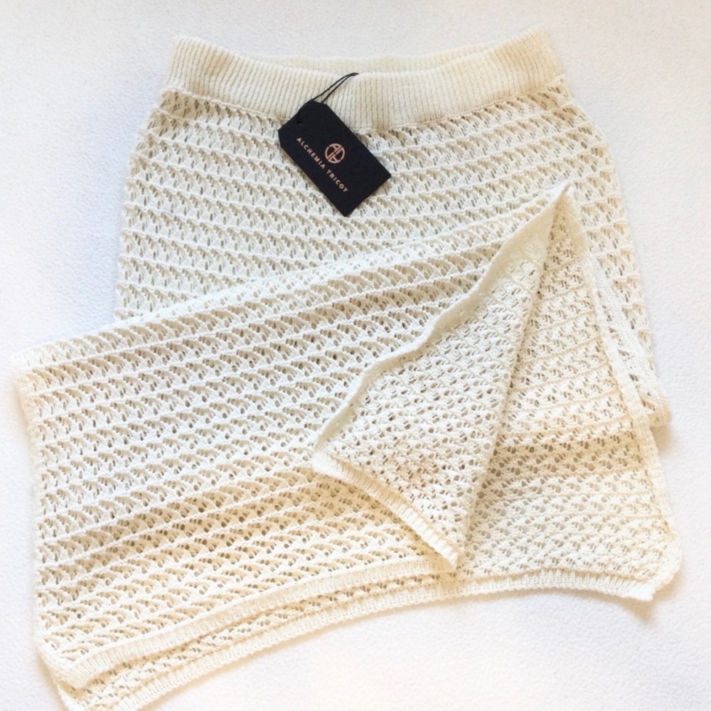 Alchemia Tricot NWT Women’s Cream Crochet Knit Skirt , Made in Italy 🇮🇹 Sz.L